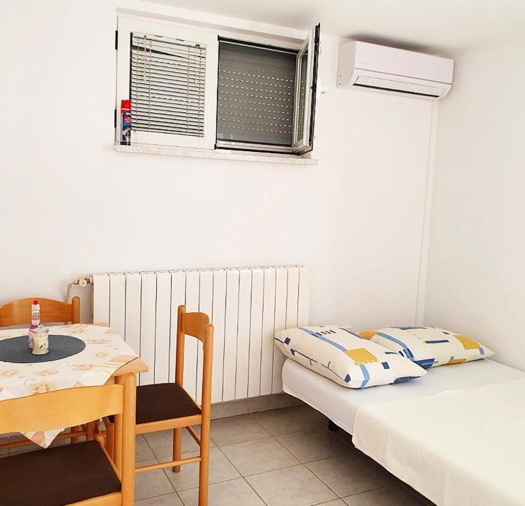 Guesthouse Pejo Poreč Eksteriør billede